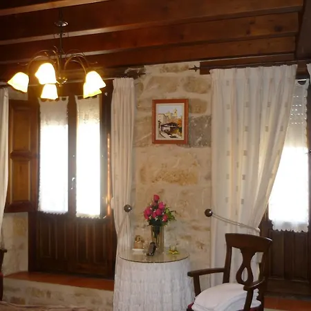 Hotel Rural De Silos *
