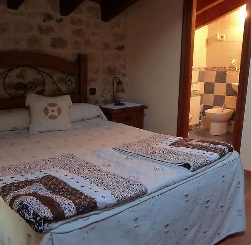 Rural De Silos * Santo Domingo de Silos